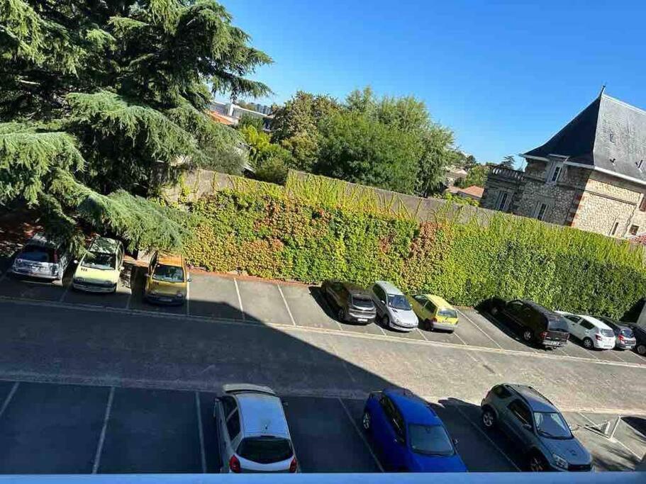 Grand Studio Pro Calme Proche Centre Commodites Talence Exterior photo